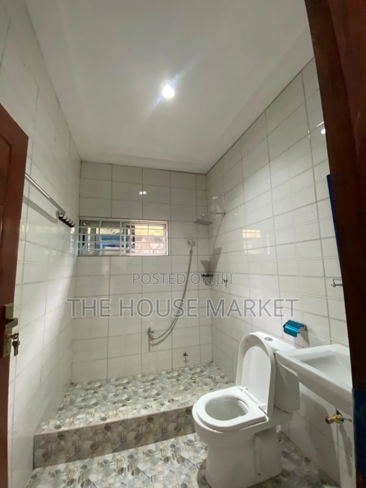 2bdrm House in Asaman Kakraba, Tarkwa Nsuaem for rent