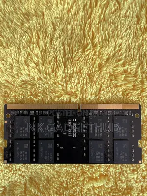 Micron 16GB 2Rx4 PC4-2666A-SA2-11 Laptop Ram / MTA16ATF2G64HZ-3G2E1