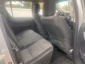 Toyota Hilux Revo Double Cab Deisel 2.4 AWD 2022 Silver