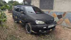 Kia Carens 2002 Black