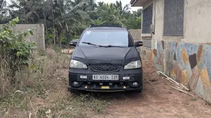 Kia Carens 2002 Black