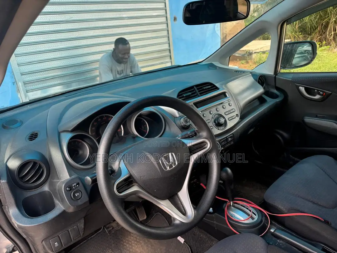 Honda Fit 2010 Silver