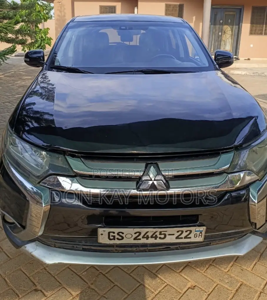 Mitsubishi Outlander SE FWD 2017 Black