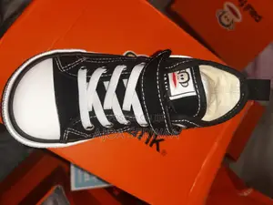 Unisex Kids Shoe