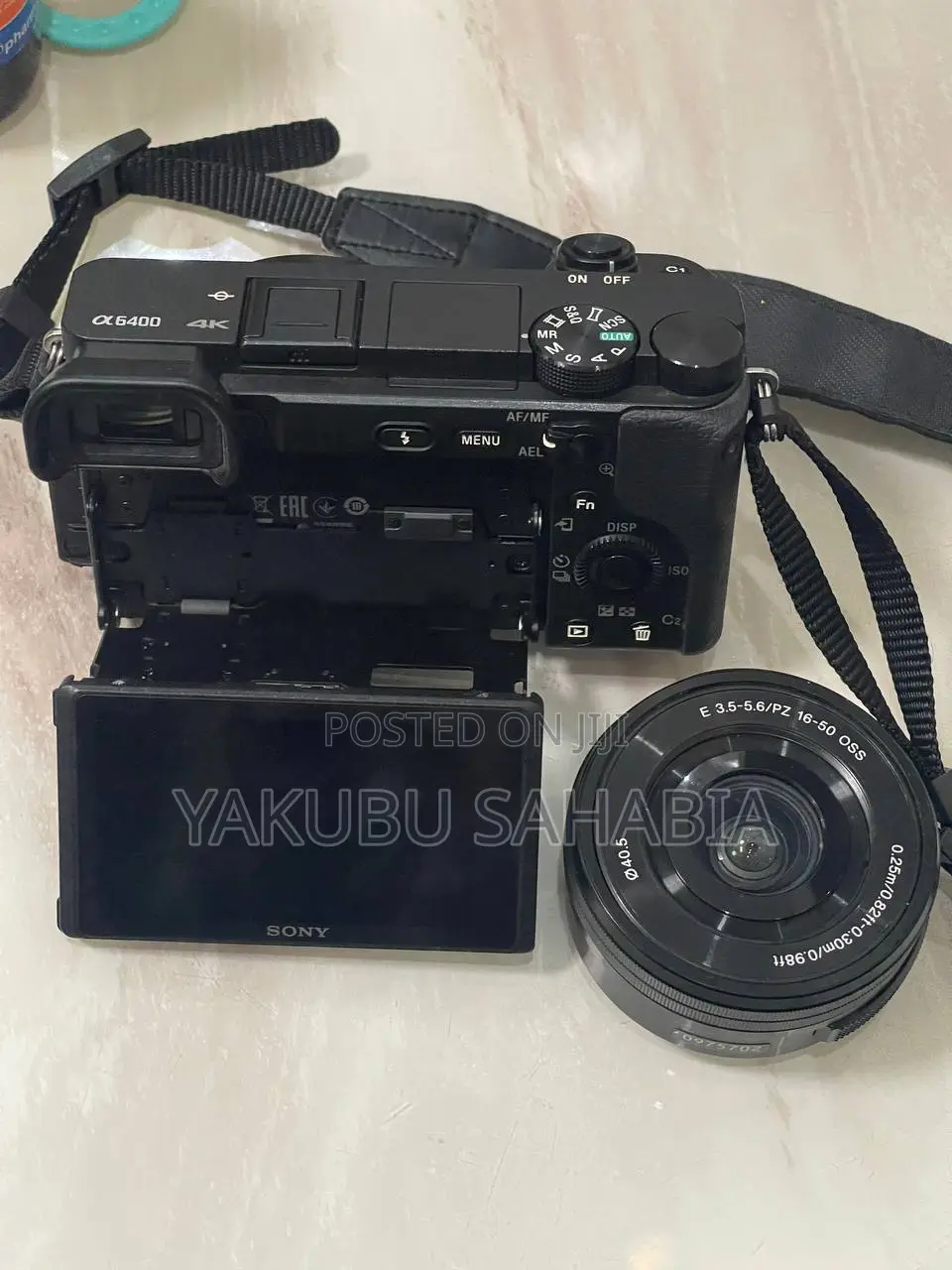 Sony A6400 Mirrorless Camera With 16-50mm F/3.5-5.6 OSS Lens Kit