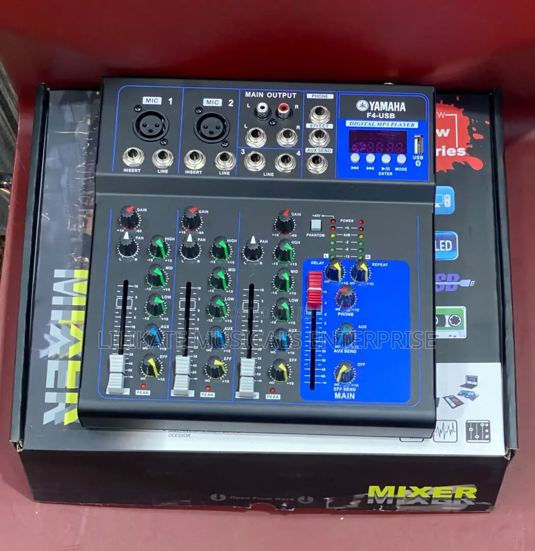 Yahama 4-Channel Live Mixer