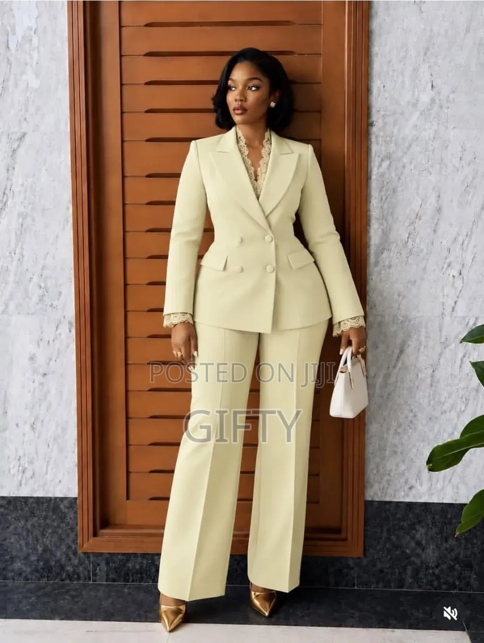 Ladies Suit