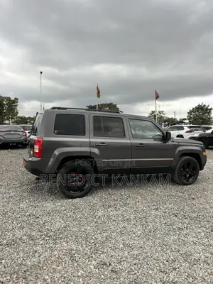 Jeep Patriot Latitude 4x4 2016 Black