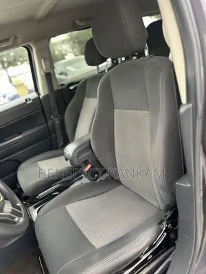 Jeep Patriot Latitude 4x4 2016 Black