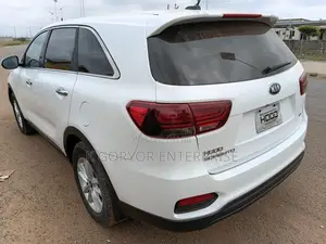 Kia Sorento 2019 White