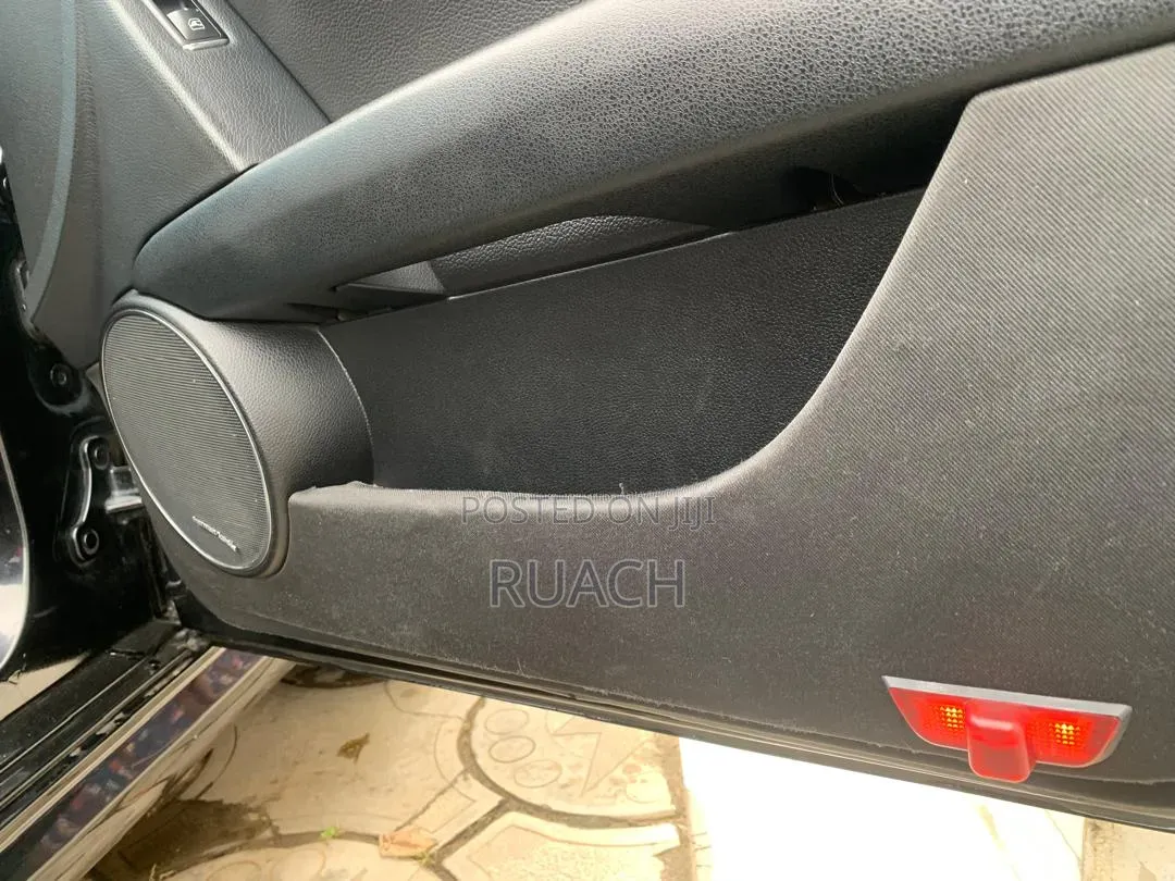 Mercedes-Benz C250 2014 Black