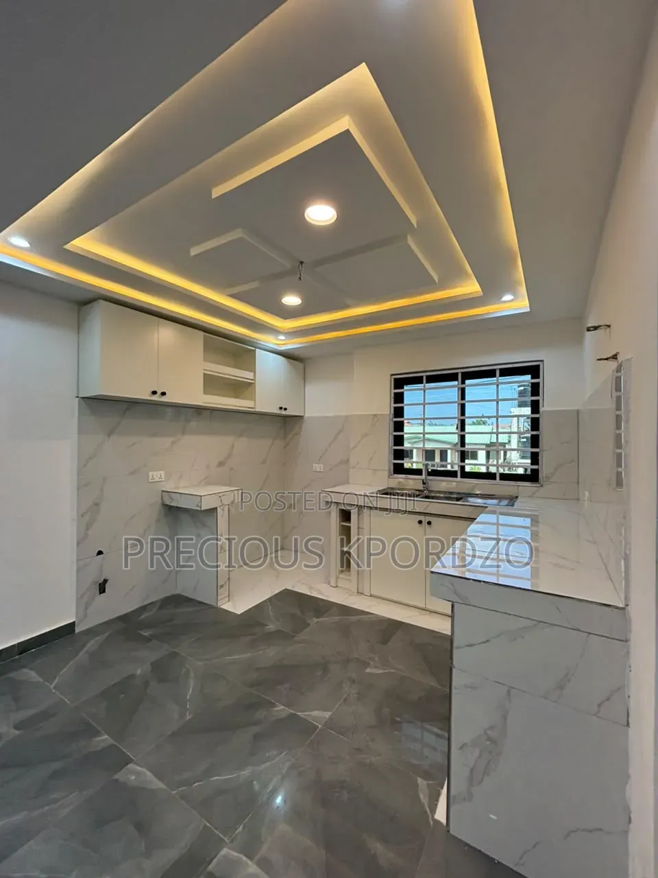 3bdrm Apartment in Ashiyie Adenta, Frafraha for rent