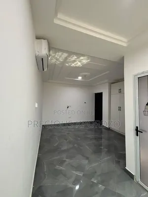 3bdrm Apartment in Ashiyie Adenta, Frafraha for rent