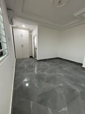 3bdrm Apartment in Ashiyie Adenta, Frafraha for rent
