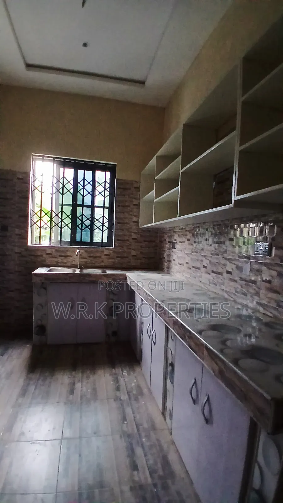2bdrm Apartment in Apenkwa Estate, New-Juaben Municipal for rent