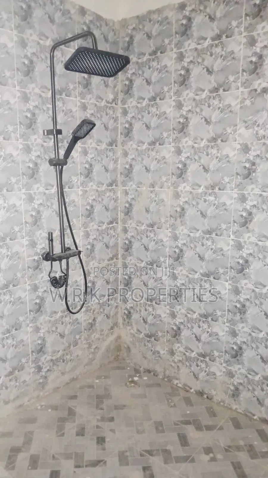 2bdrm Apartment in Apenkwa Estate, New-Juaben Municipal for rent