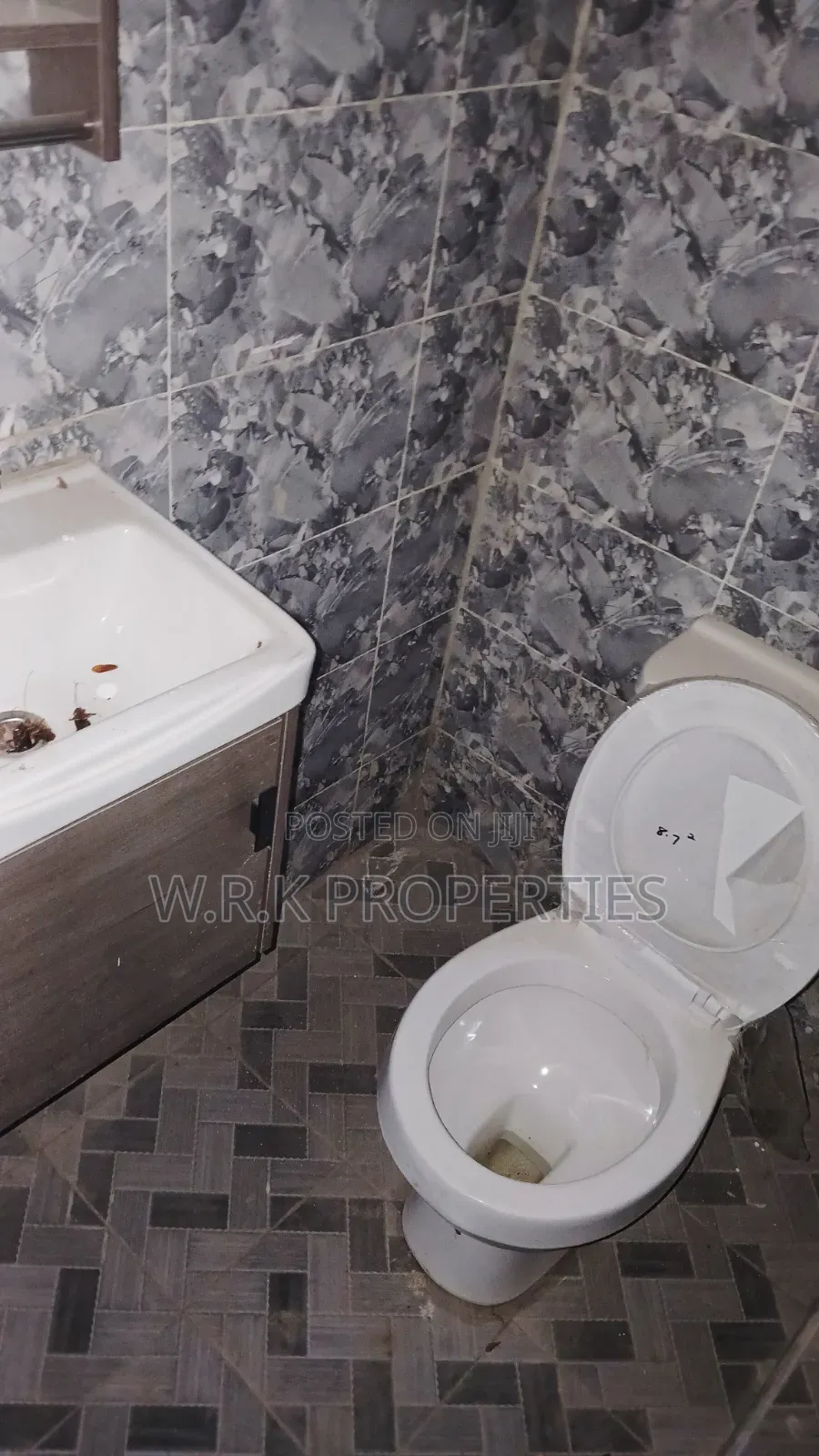 2bdrm Apartment in Apenkwa Estate, New-Juaben Municipal for rent