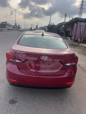 Hyundai Elantra SE 4dr Sedan (1.8L 4cyl 6A) 2015 Red