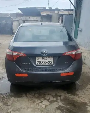 Toyota Corolla LE 4dr Sedan (1.8L 4cyl CVT) 2016 Gray