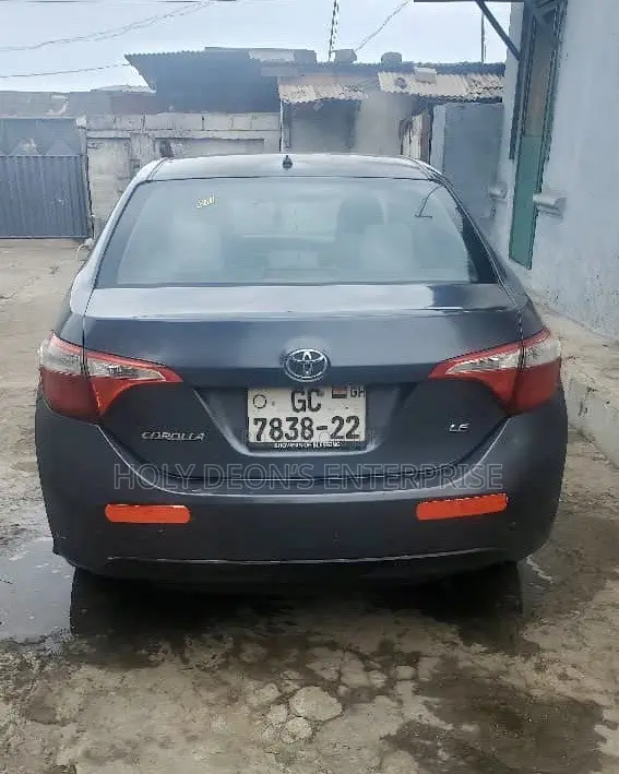 Toyota Corolla LE 4dr Sedan (1.8L 4cyl CVT) 2016 Gray