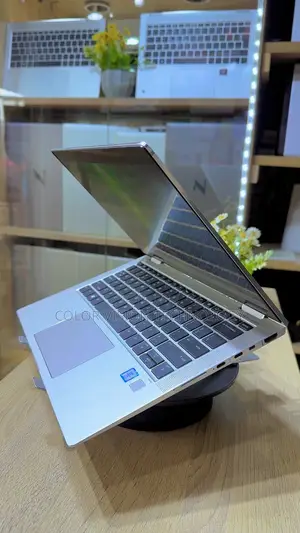 Laptop HP EliteBook x360 1030 G4 16GB Intel Core i7 SSD 256GB