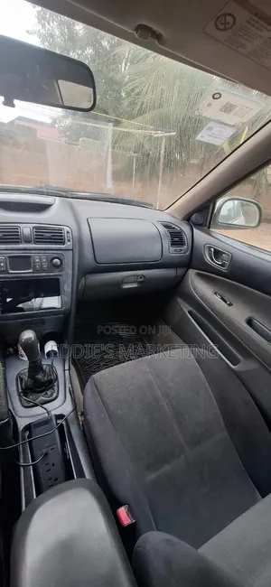 Mitsubishi Galant 2.4 2001 Silver