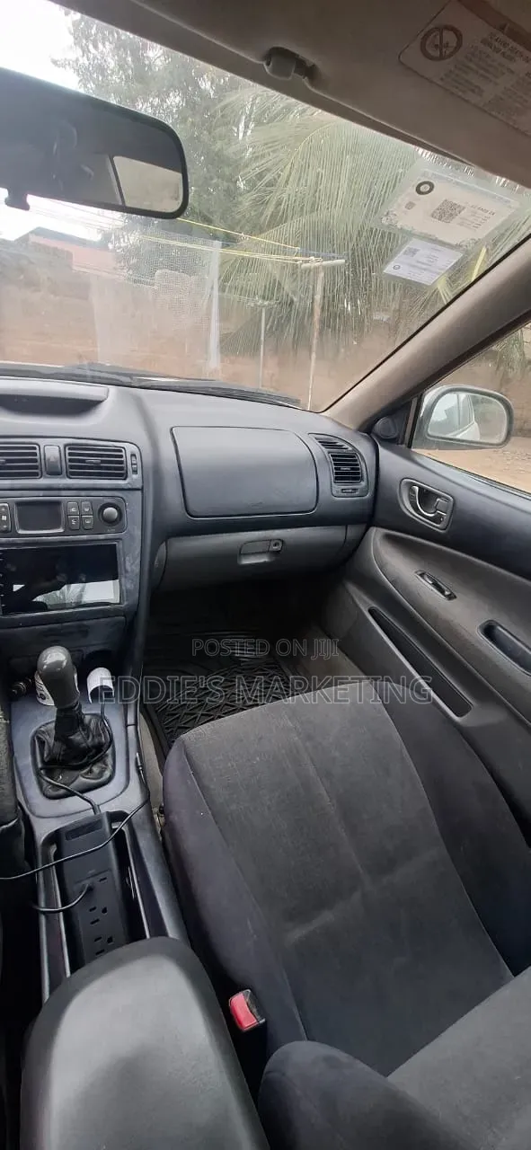 Mitsubishi Galant 2.4 2001 Silver
