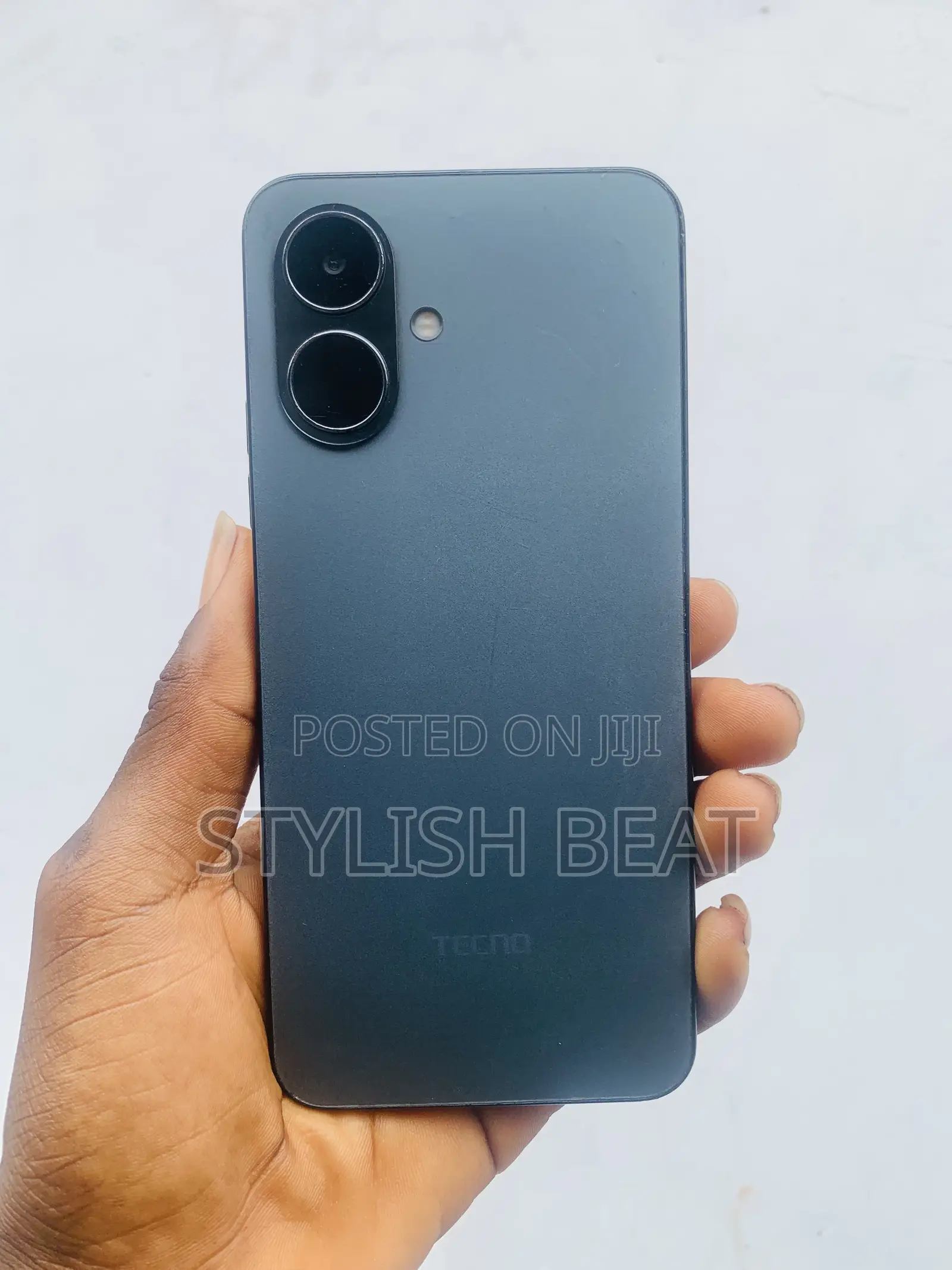 Tecno Spark Go 2 64 GB Silver