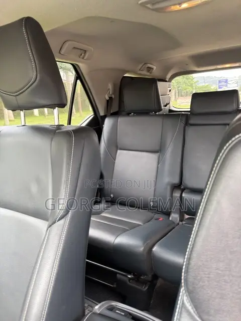 Toyota Fortuner 2023 Black