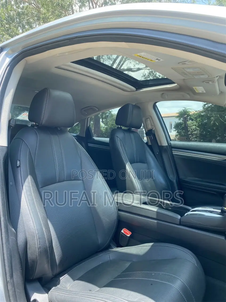 Honda Civic EX 4dr Hatchback (1.5L 4cyl) 2017 Silver