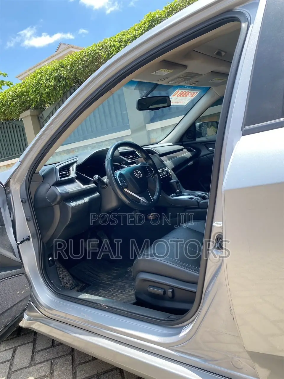 Honda Civic EX 4dr Hatchback (1.5L 4cyl) 2017 Silver