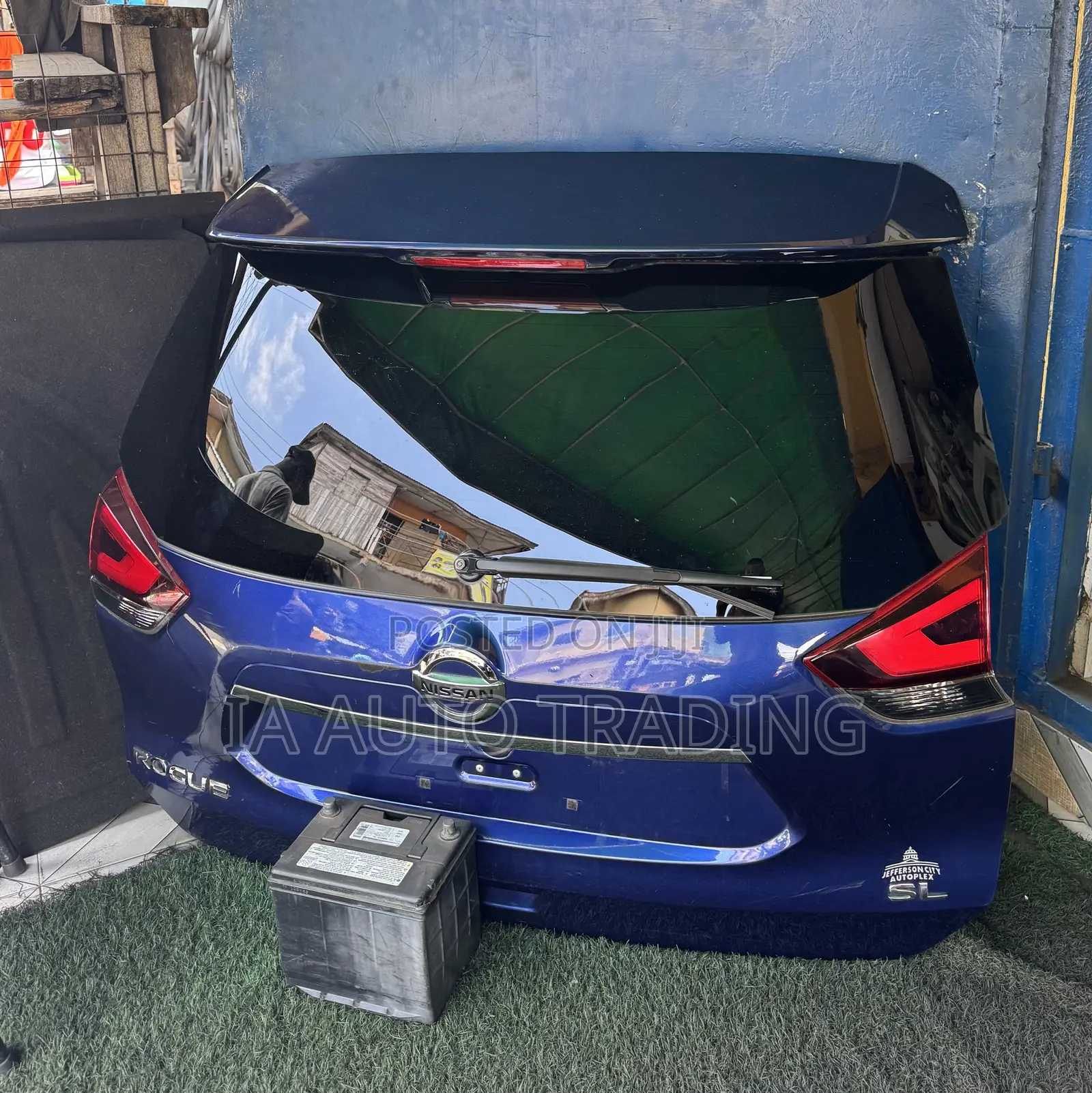 Nissan Rogue 2018 Complete Boot