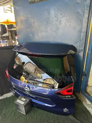 Nissan Rogue 2018 Complete Boot