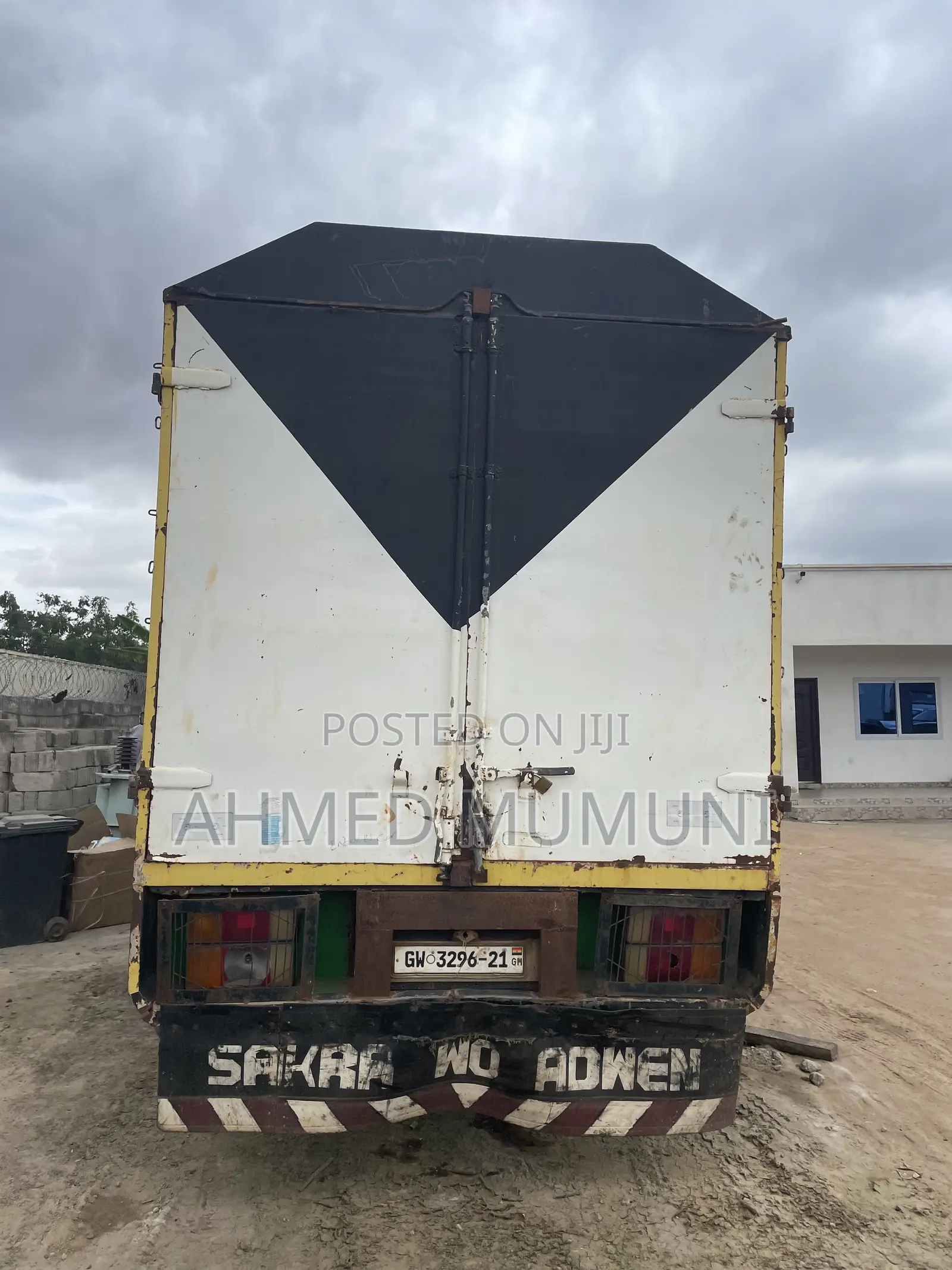 Daewoo Cargo Truck
