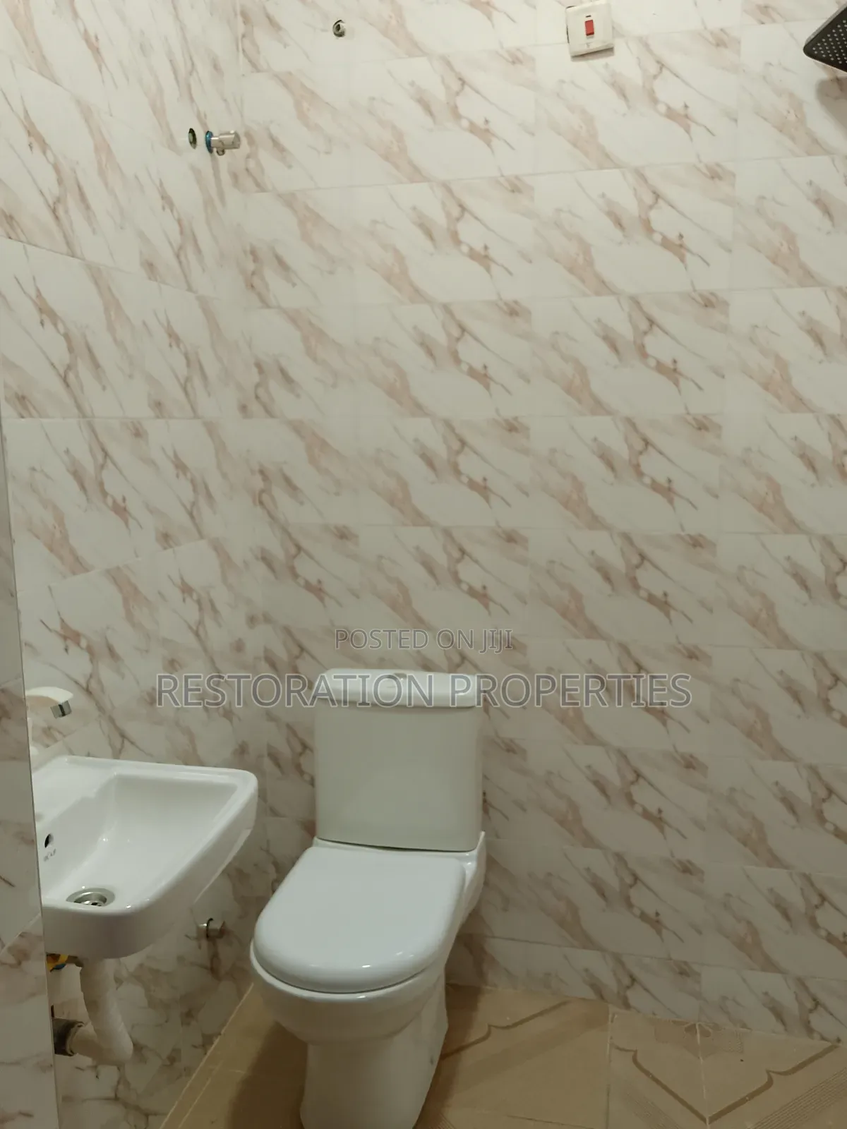 1bdrm Apartment in Adenta, Frafraha for rent