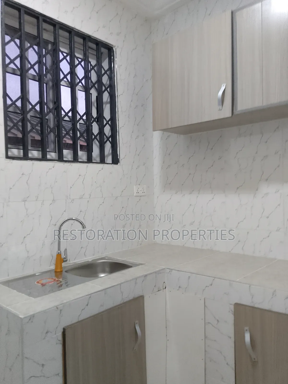 1bdrm Apartment in Adenta, Frafraha for rent