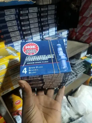Original NGK Iridium IX Spark Plugs BKR5EIX-11 (Stock 5464) – P of 4