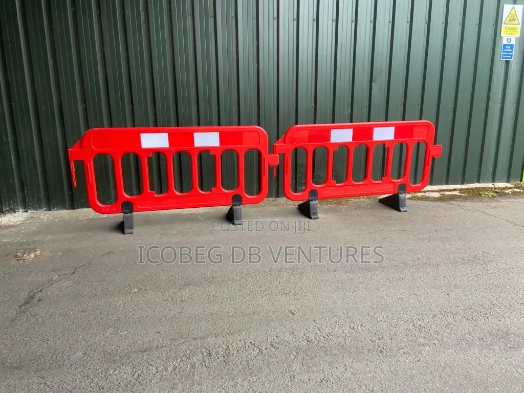 Barrier Fence/Barricade/Pedestrian Barricade/Police Barrier