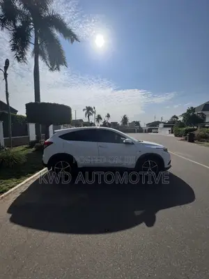 Honda Vezel 1.5 4WD 2020 White