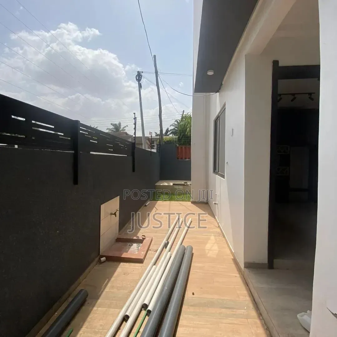 3bdrm House in North Legon for rent