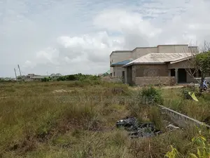 Own Your Dream Plot at Community 25