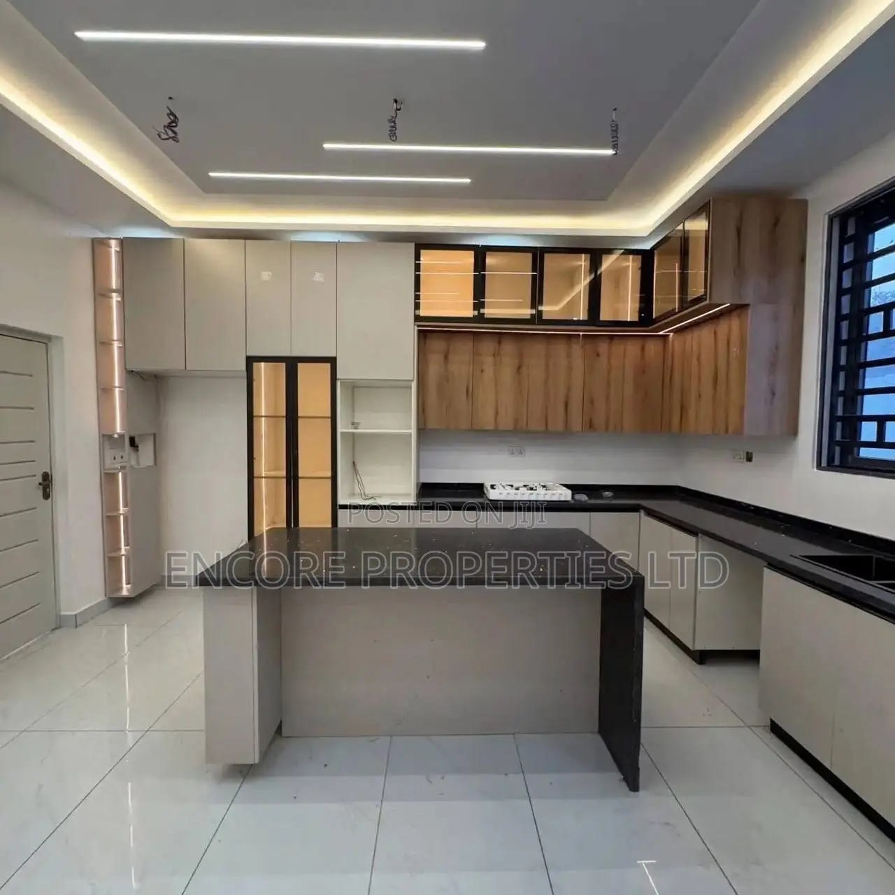4bdrm House in East Legon for sale