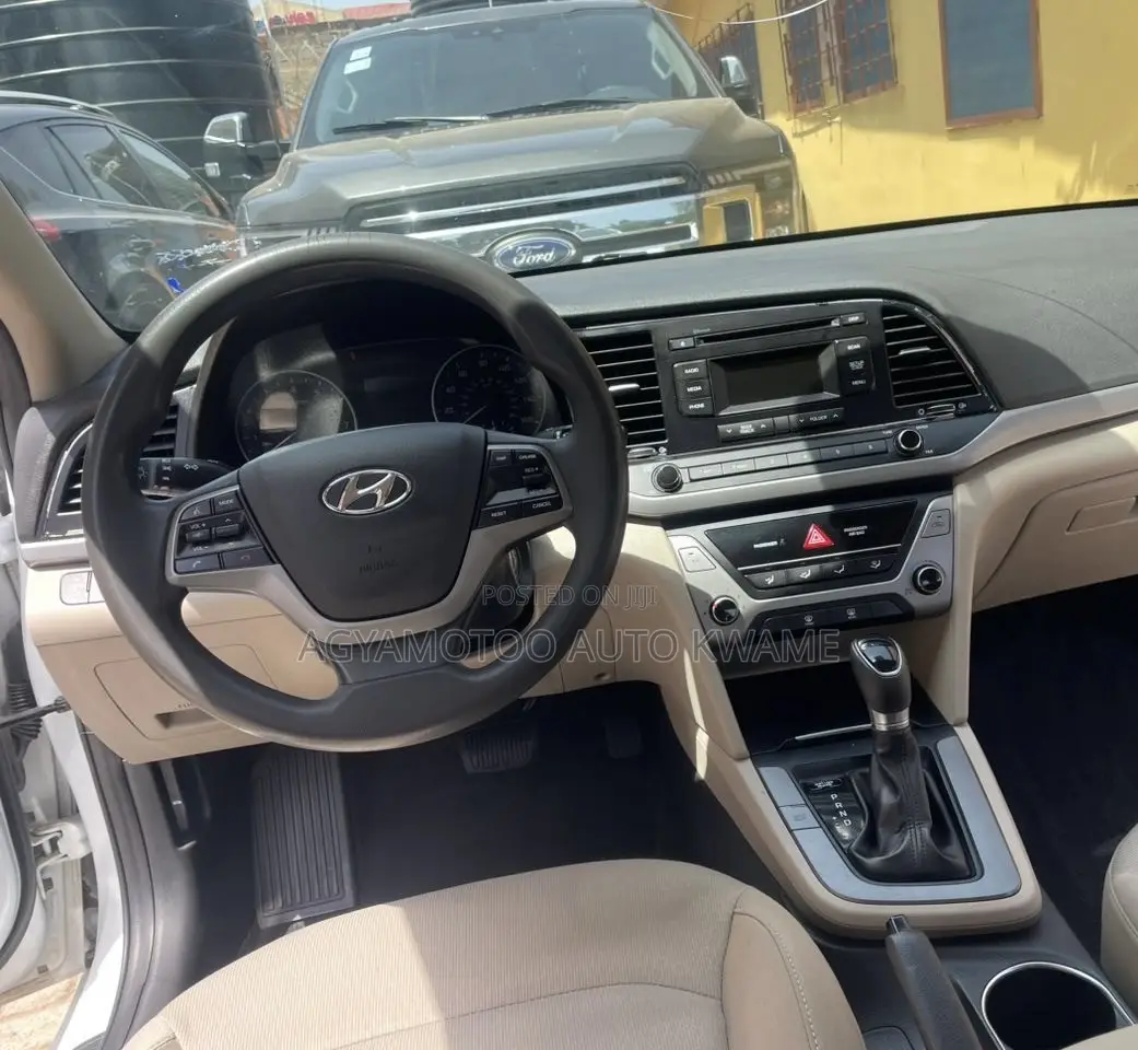 Hyundai Elantra ECO 2018 White