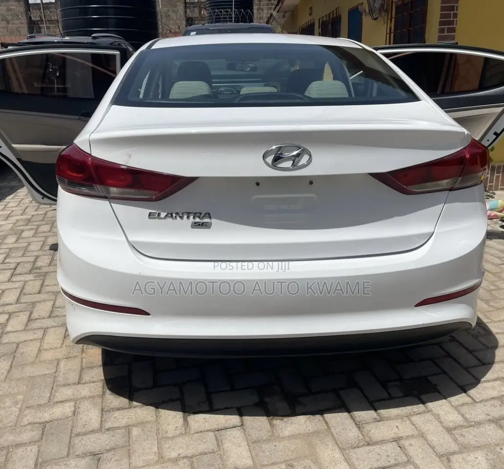Hyundai Elantra ECO 2018 White