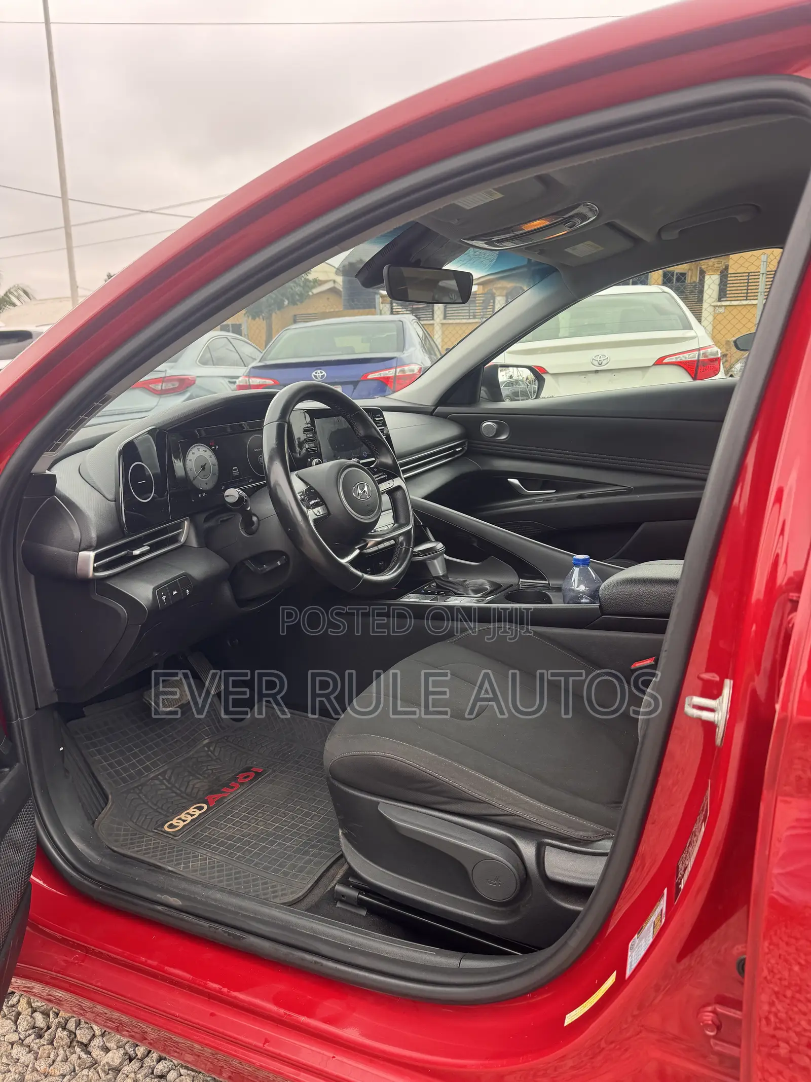 Hyundai Elantra Limited 2022 Red
