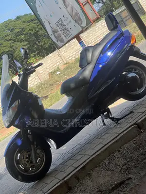 Yamaha 2025 Blue