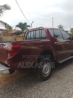 Mitsubishi L200 Double Cab 2.5 136hp 2012 Burgundy