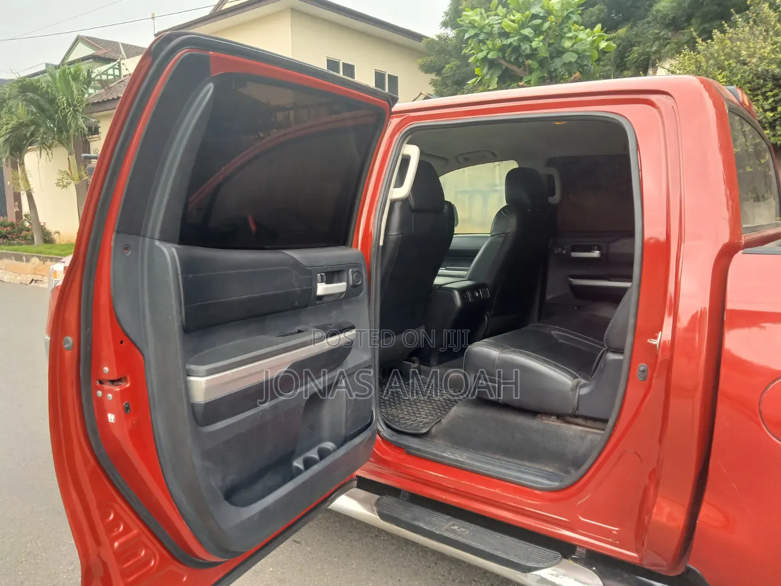 Toyota Tundra Limited 4dr CrewMax 4WD SB (5.7L 8cyl 6A) 2015 Red