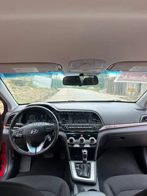 Hyundai Elantra Limited 2020 Red