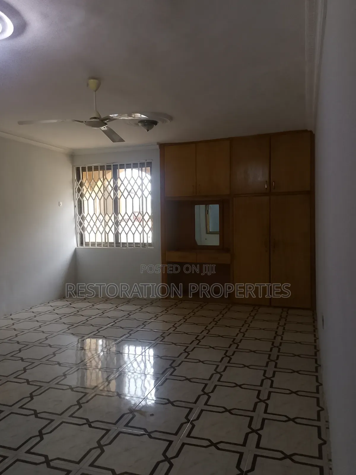 3bdrm Apartment in Adenta, Housing Down for rent